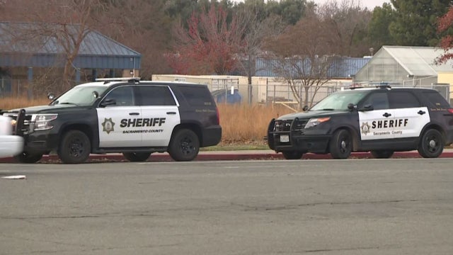 armed-suspect-search-south-sac.jpg 