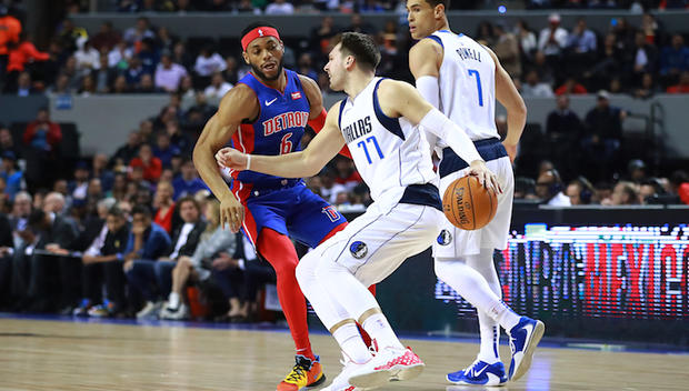 Dallas Mavericks v Detroit Pistons 