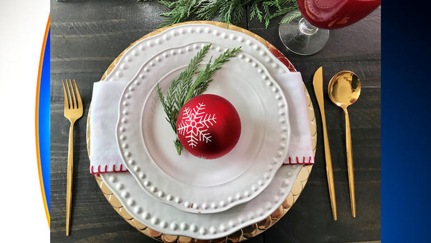 Holiday Christmas Table Decorations 