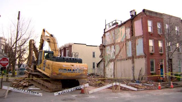fed-hill-sinkhole-building-demolished-12.15.19.jpg 
