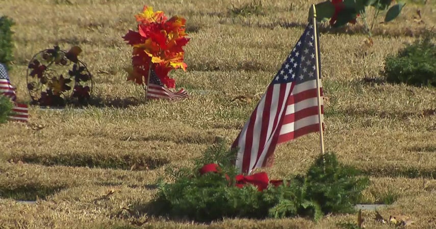 Over 40,000 Wreaths Laid Down At Dallas Fort Worth National Cemetery To