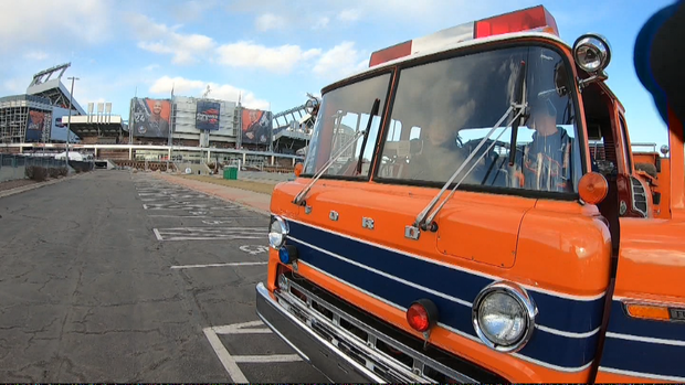 Broncos Fan GoPro MN raw (6)_frame_0 