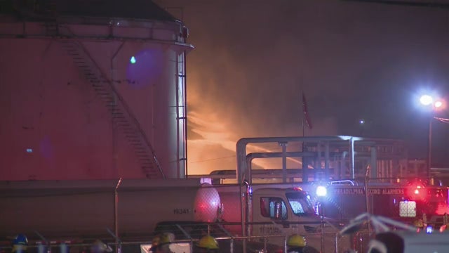 southwest-philly-chemical-plant-fire.jpg 