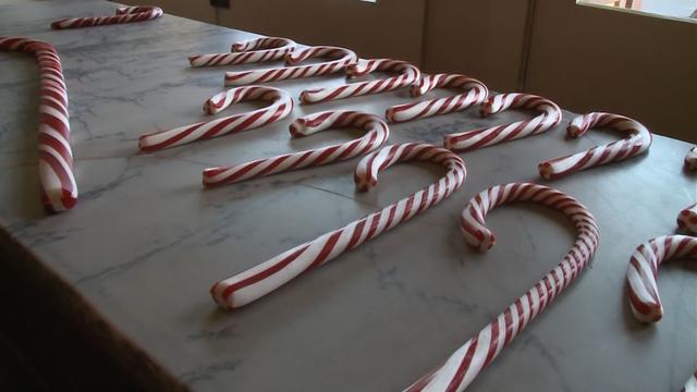 candy-canes.jpg 