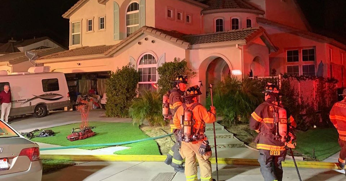 Unattended Candle Blamed For Starting Christmas Night House Fire In