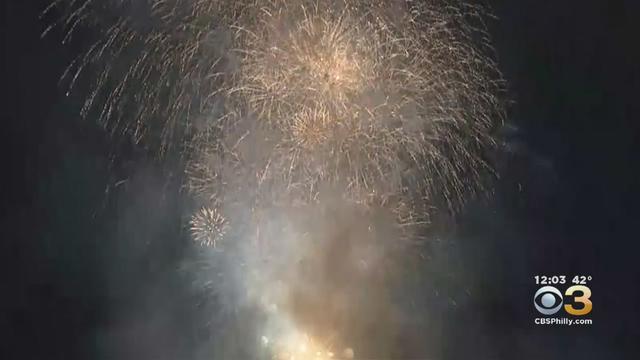fireworks.jpg 