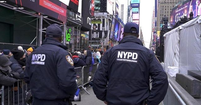 Thousands of NYPD officers ready for New Year's Eve security