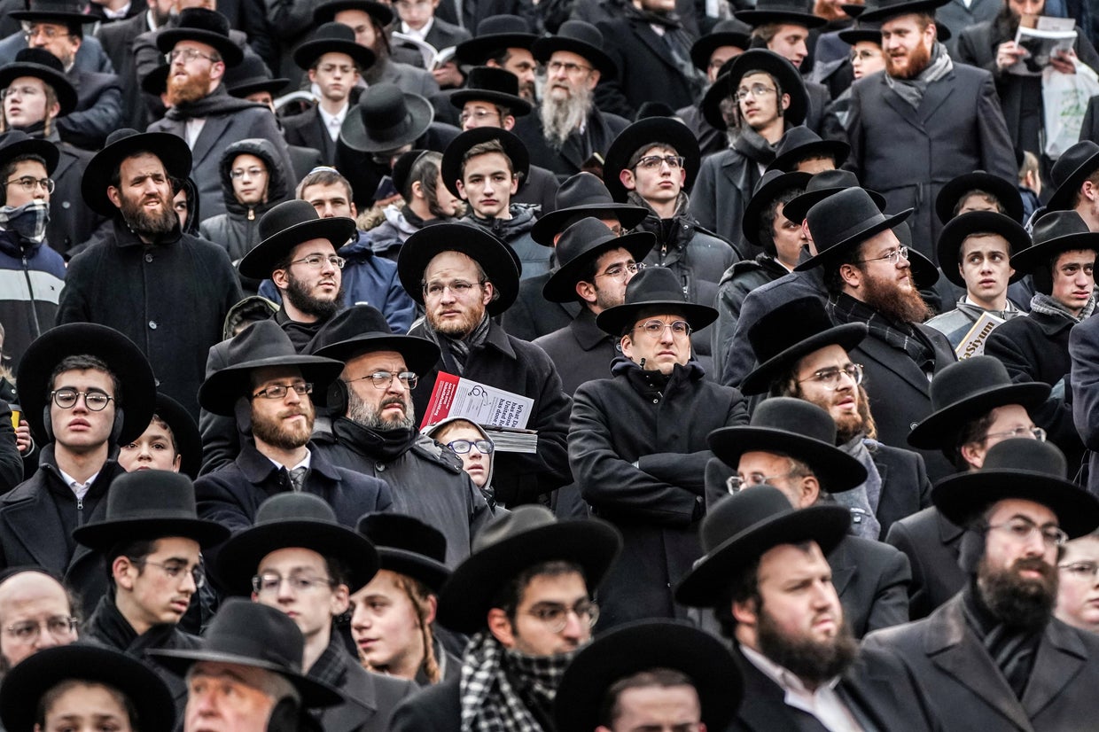 Siyum HaShas 2020: Over 90,000 Jewish people unite at MetLife Stadium ...