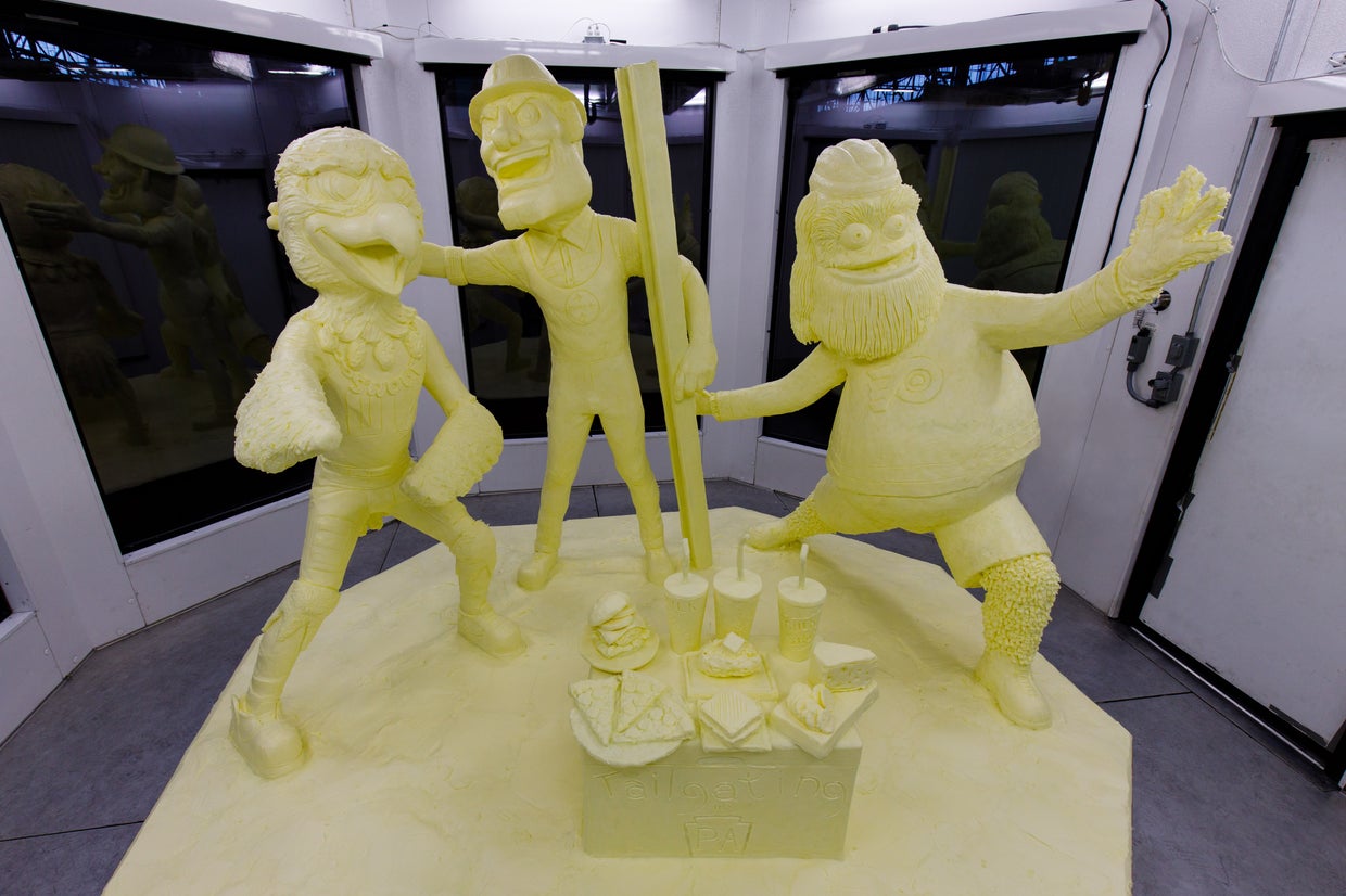 Pennsylvania Farm Show Butter Sculpture Features Gritty, Swoop CBS