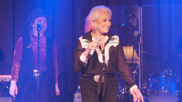 tanya-tucker-performs-promo.jpg 