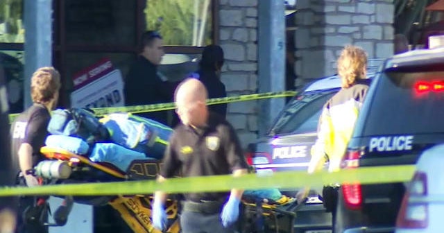 1 dead, 2 injured after stabbings in Texas