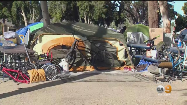 Parnell-Park-Homeless-Encampment.jpg 
