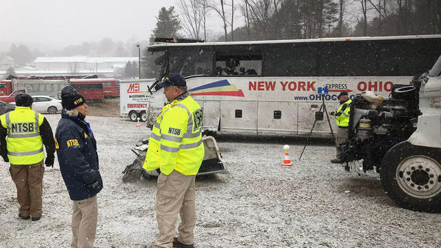 ntsb-investigates-deadly-pennsylvania-turnpike-crash.jpg 