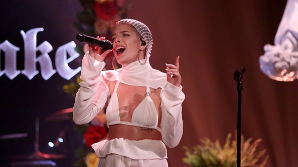 Halsey.jpg 