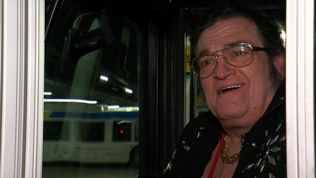Elvis-Bus-Driver.jpg 