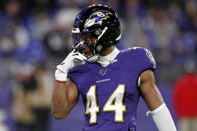 Baltimore, United States. 01st Dec, 2019. Baltimore Ravens tight end Mark  Andrews (89) celebrates a 20-yard touchdown pass against the San Francisco  49ers during the first half of an NFL game at