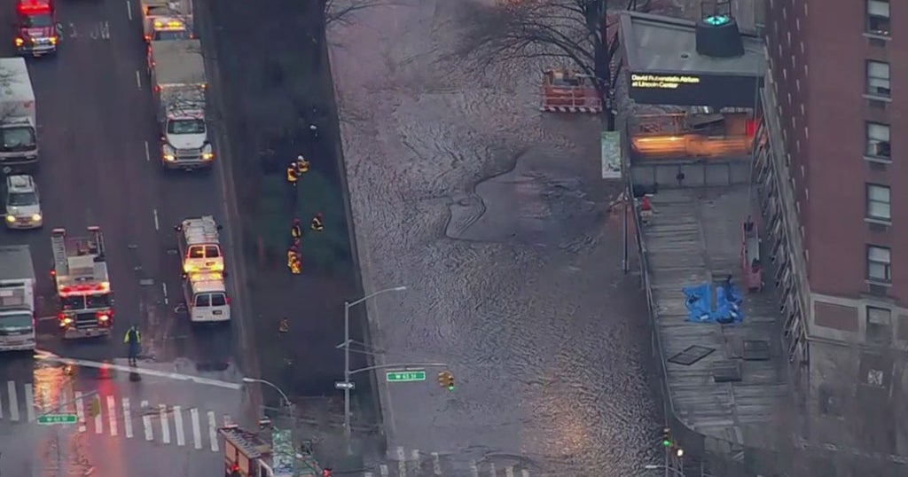 Cleanup Expected To Last Days After Water Main Break Floods UWS - CBS ...