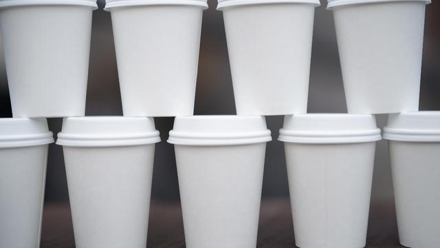 coffeecups-2.jpg 