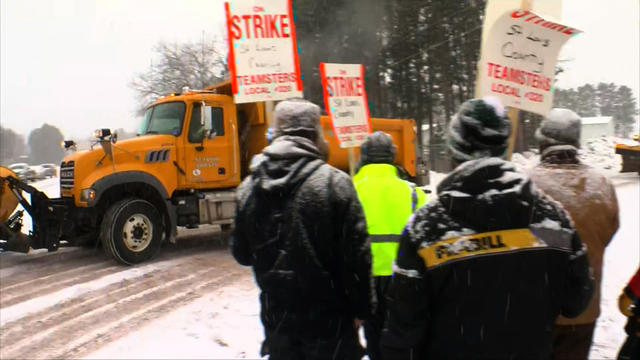 St.-Louis-County-Snow-Plow-Driver-Strike-2.jpg 