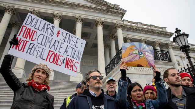 Jane Fonda Holds Her Last "Fire Drill Fridays" Rally At Capitol Hill 