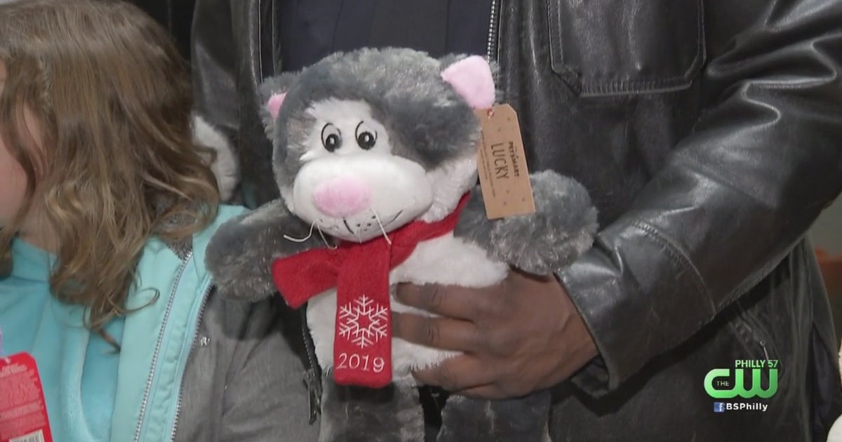Motorcycle Club Donates 400 Teddy Bears To Camden County Police To ...