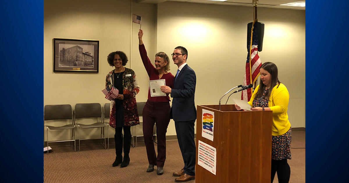 14 People U.S. Citizens During Naturalization Ceremony In