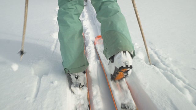 BLUEBIRD BACKCOUNTRY 10PKG.transfer_frame_949 