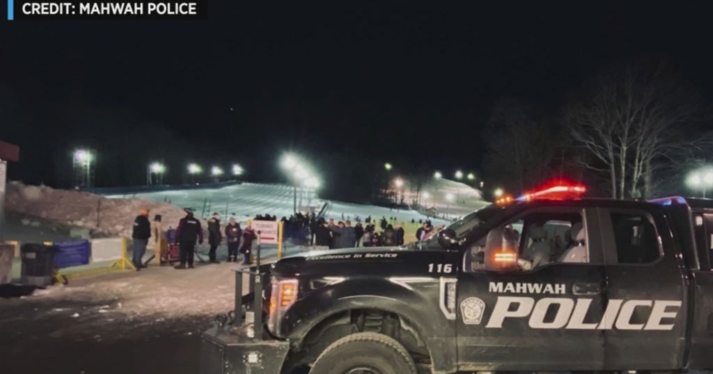 Man Suffers Heart Attack On New Jersey Ski Slope CBS New York