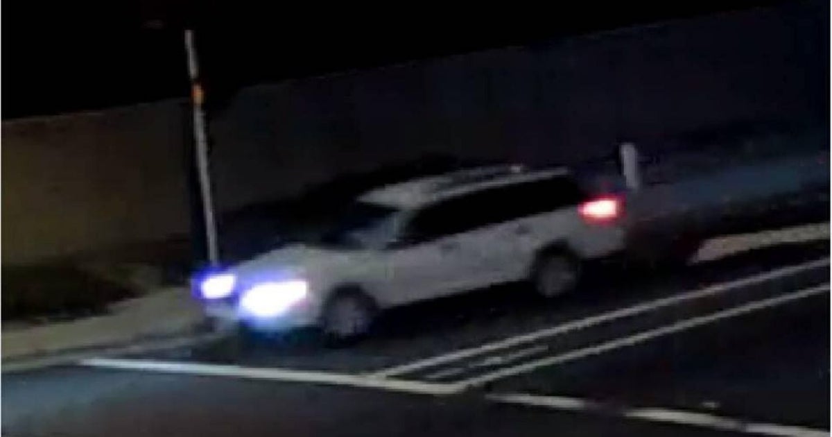Roseville Police Looking For Driver Of Car Involved In HitAndRun