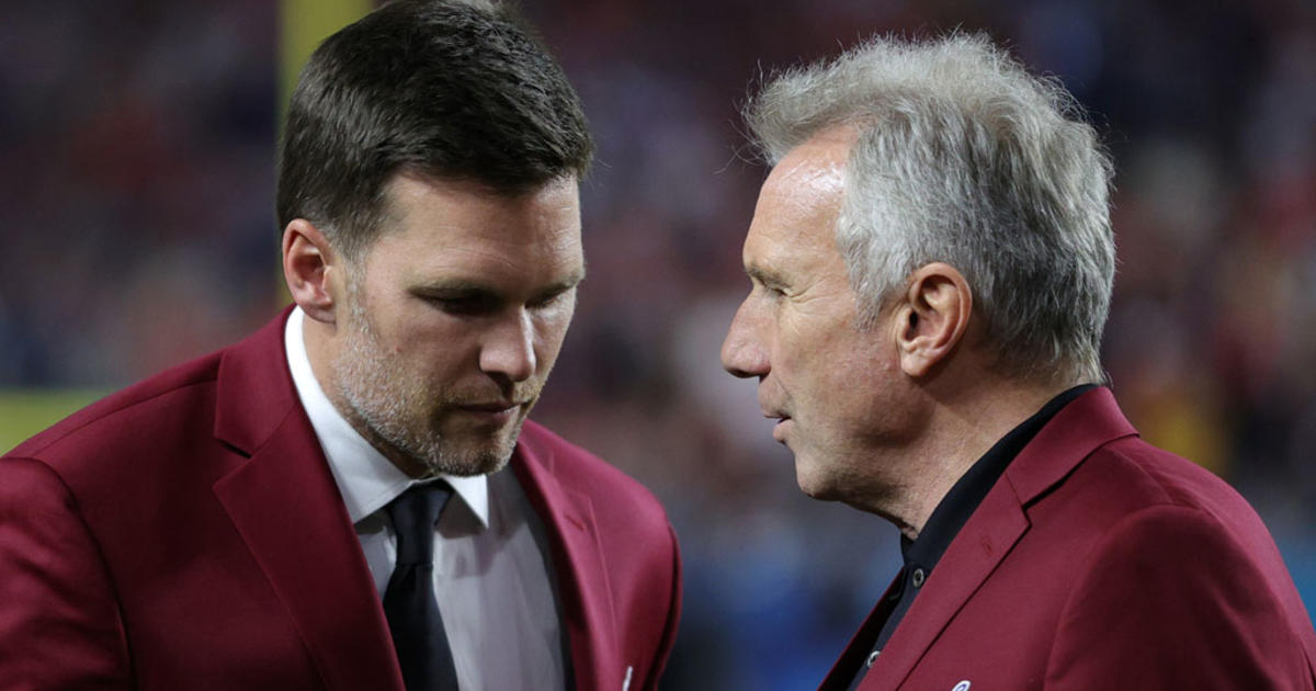 Joe Montana Disagrees With Tom Brady's 'Best QB Of All Time'