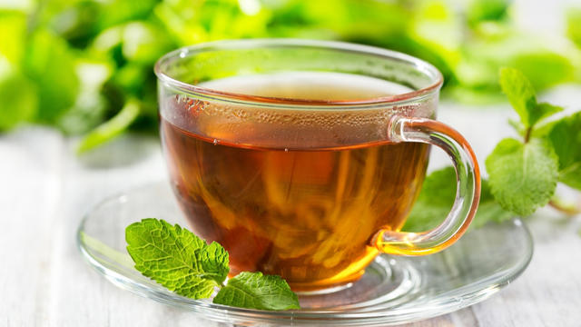 Tea_Cup_shutterstock_114705193.jpg 