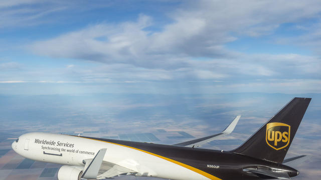 ups767-winglets-002.jpg 