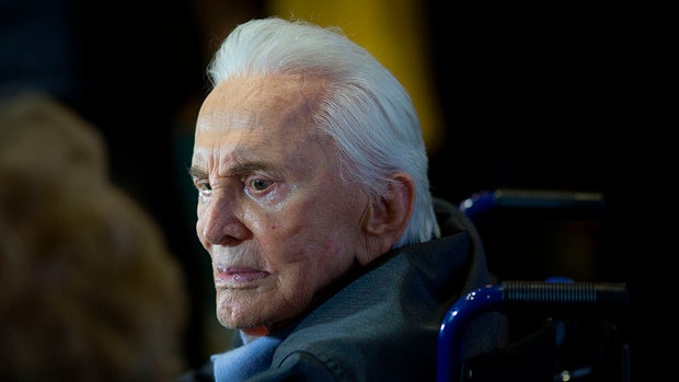 US-ENTERTAINMENT-CINEMA-KIRK DOUGLAS 