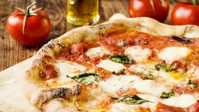 Artisan-Pizza_1051494194.jpg 