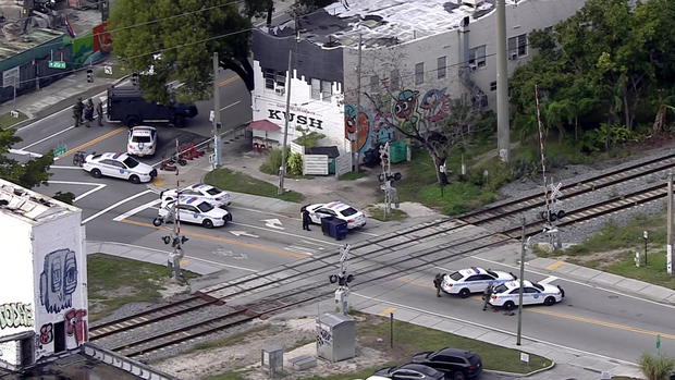 Double shooting investigated in NE Miami 