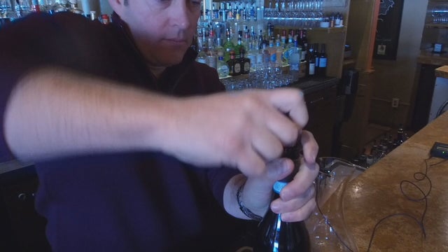 LIVE BRING YOUR OWN WINE MINIPKG.transfer_frame_1802 