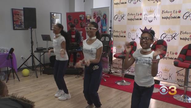 3 Cheers: Girl Hip-Hop Group Fights Bullying 