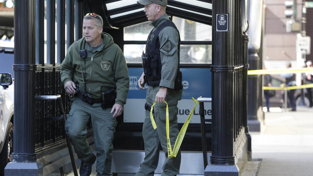 Chicago-Police-SWAT-CTA.jpg 