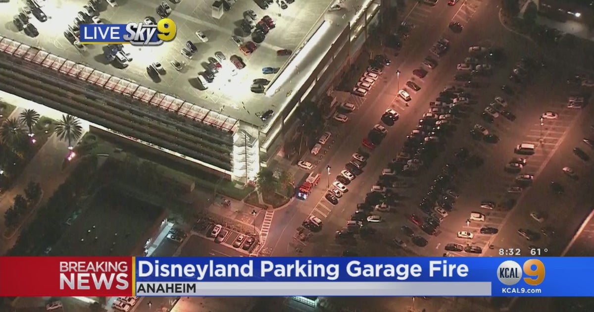 Car Fire Erupts Inside Disneyland Parking Garage - CBS Los Angeles