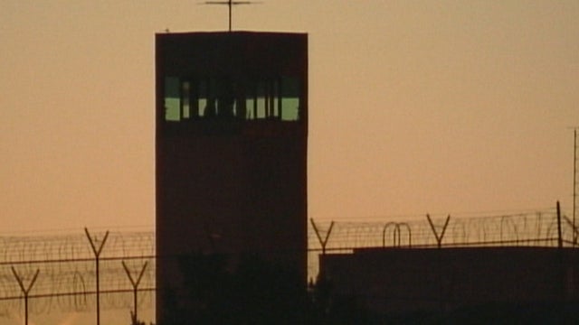prison.jpg 