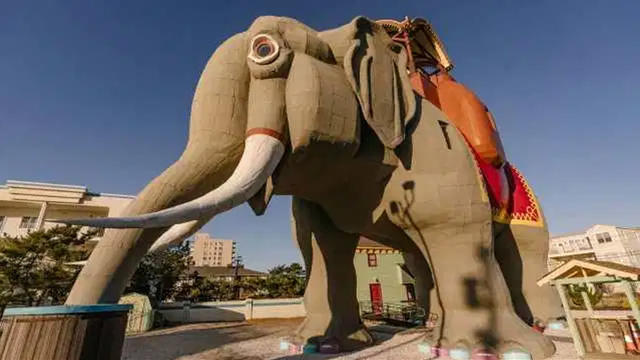 lucy-the-elephant.jpg 