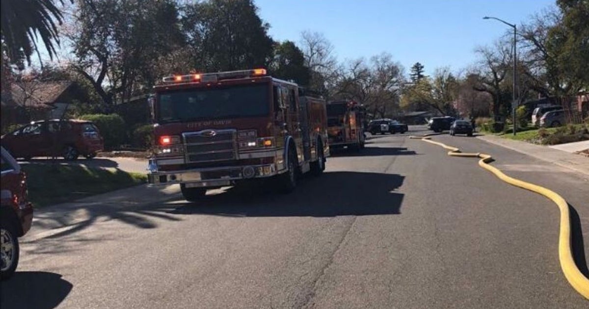Man Found Dead As Crews Battle House Fire In Davis Good Day Sacramento