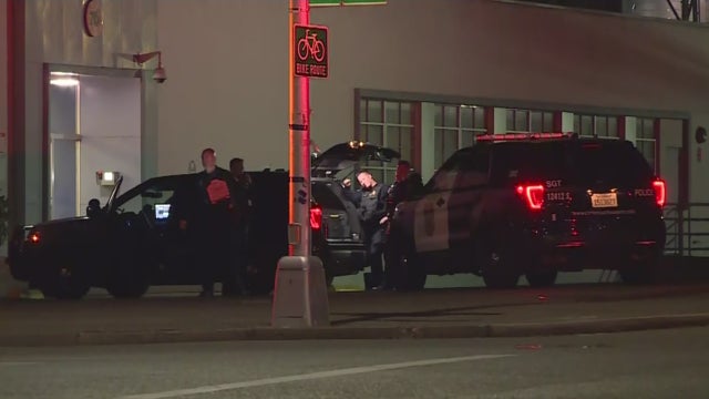 sac-police-chase-suspect-shoots-self.jpg 