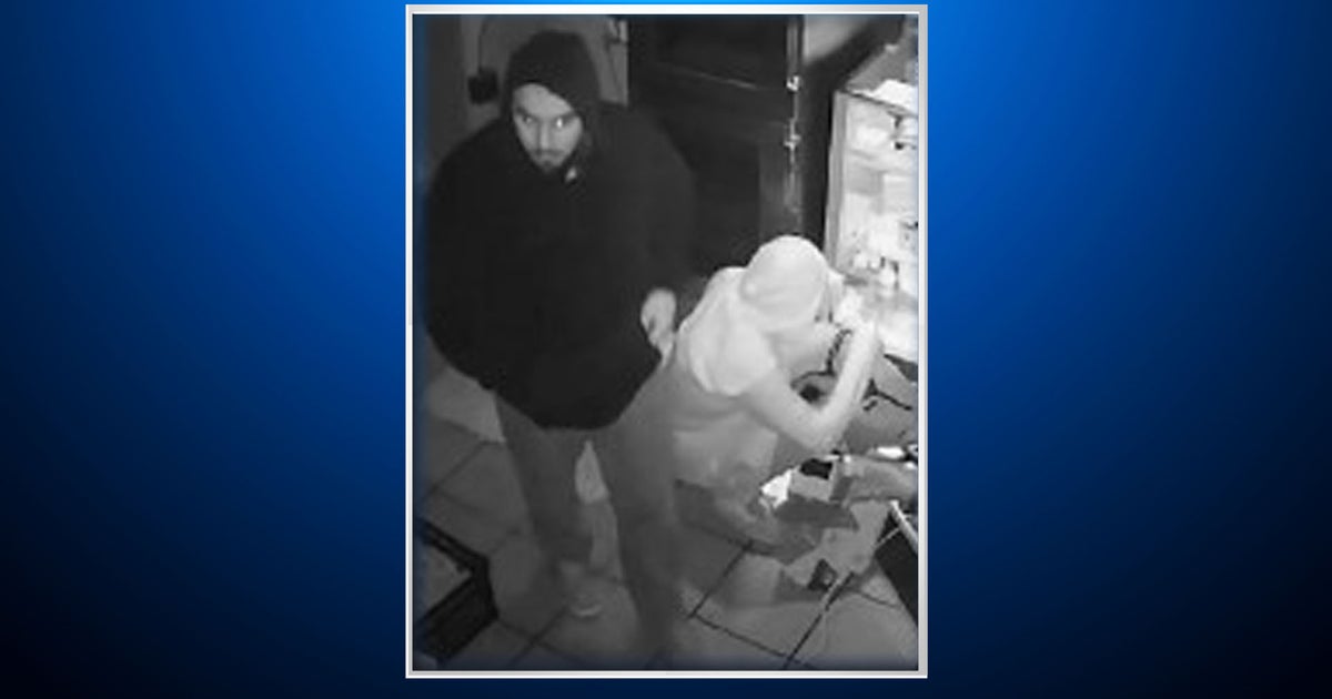 Denver Police Search For Suspects Wanted In Business Burglaries - CBS ...