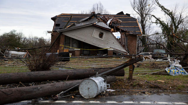 Nineteen Dead As Tornadoes Roar Across Tennessee, Including Nashville 