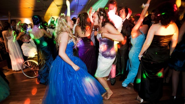 highschooldance-2.jpg 
