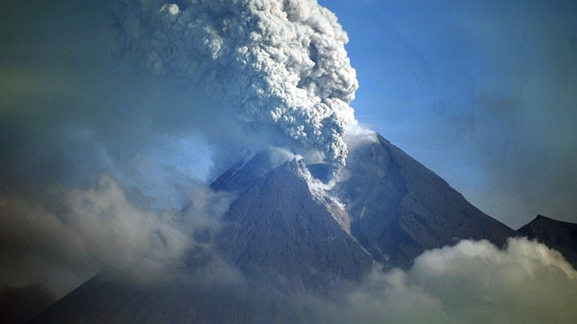 Mount Merapi spews ash to the sky as see 