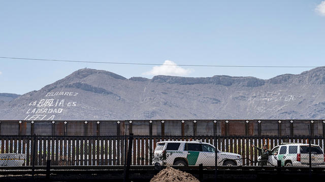 El-Paso-border-1167603748.jpg 