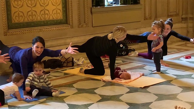 museum-yoga-class.jpg 