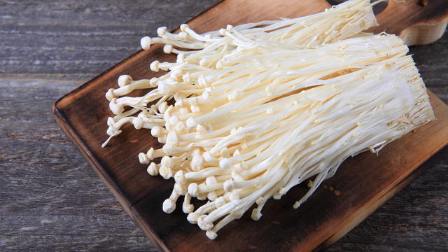 Fresh Enoki Mushroom 